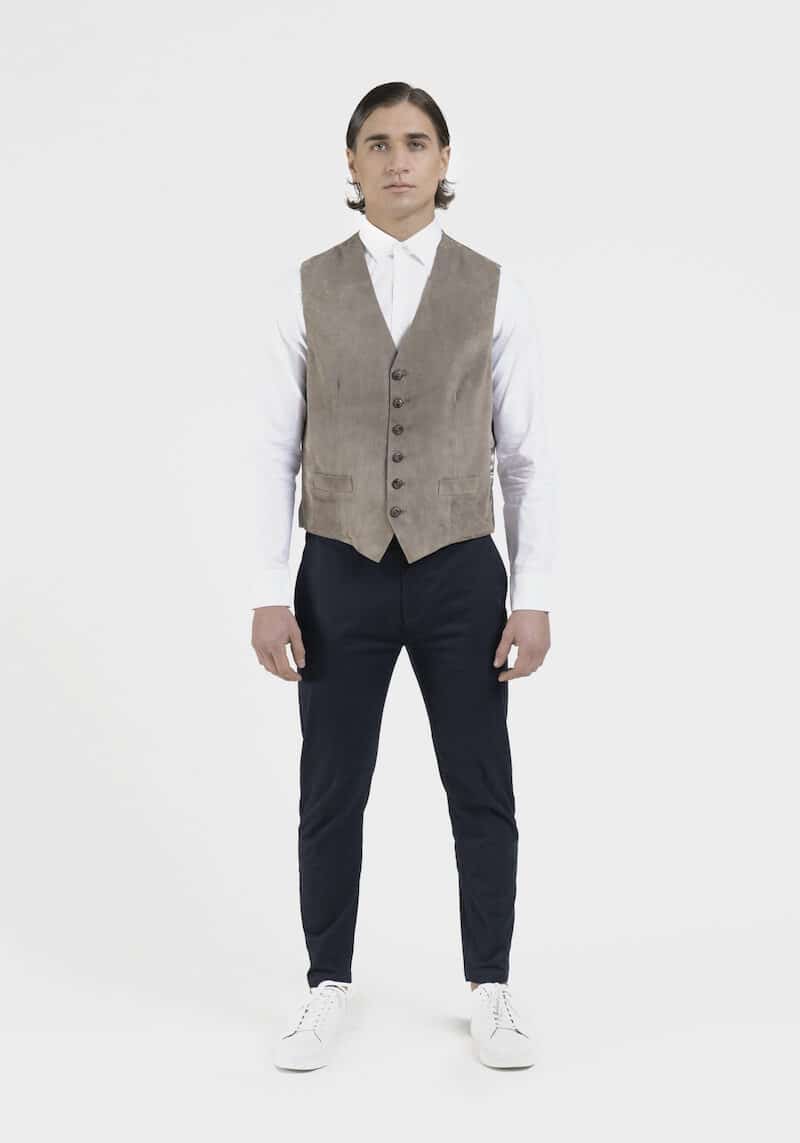 Rios-waistcoat-suede-front