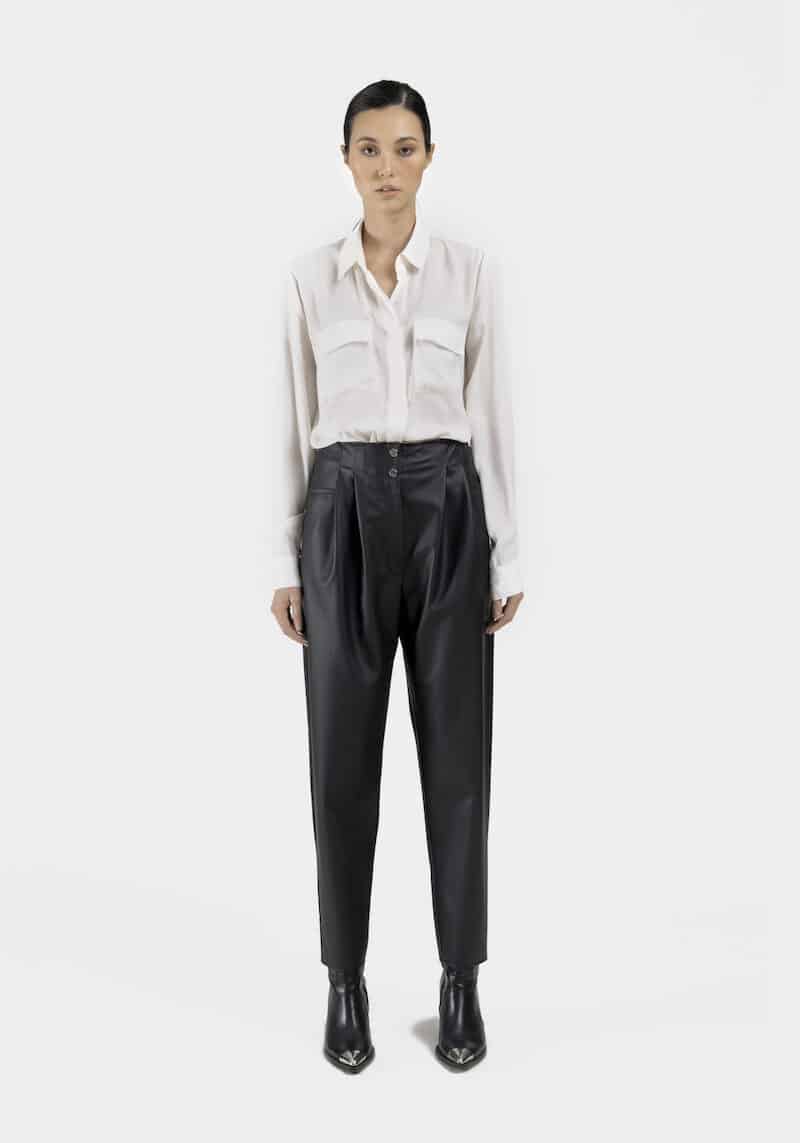 Verona-pants-high-waist-straight-cut-vegan-leather-dev