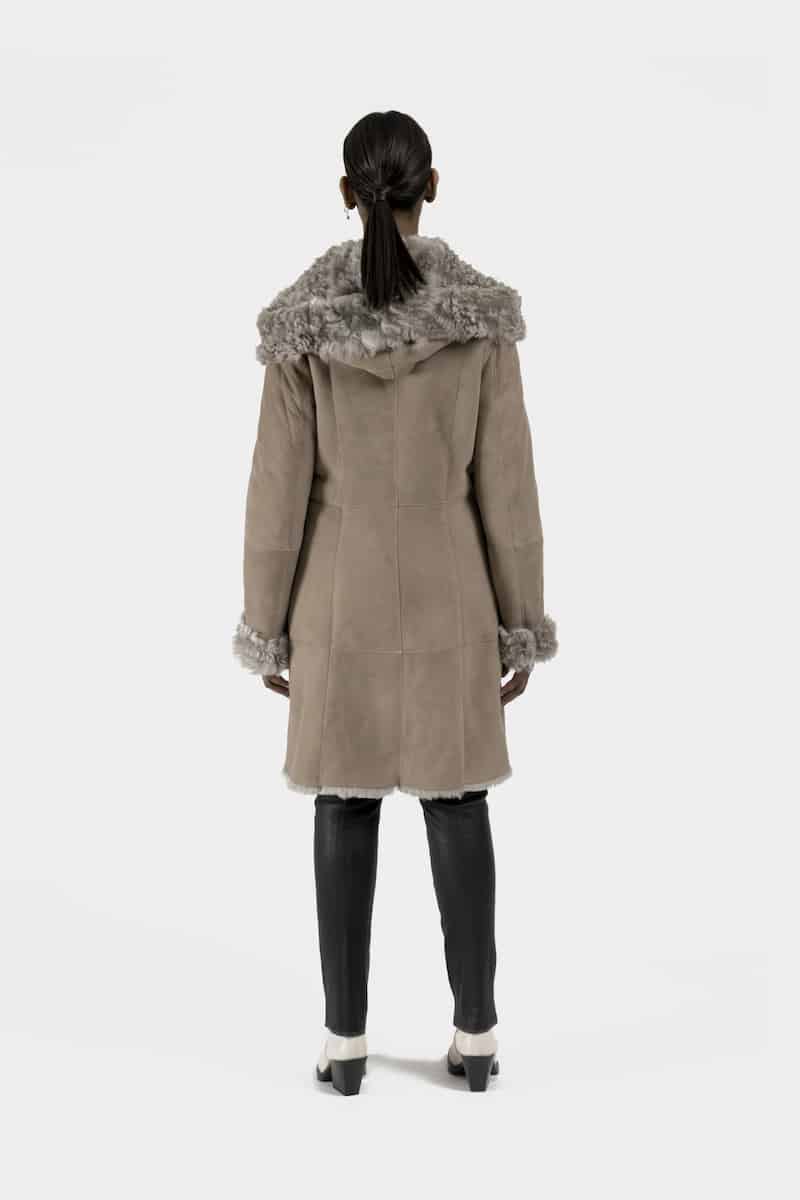 Albi-cappotto-agnello-merino-back