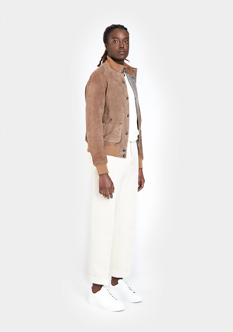 Humberto-giacca-elegante-camoscio-chiaro-velluto-marrone-grigio-lato