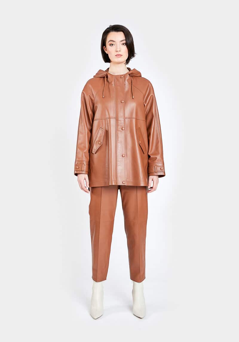 Coral-jacket-oversize-hood-leather-lamb-brown-face