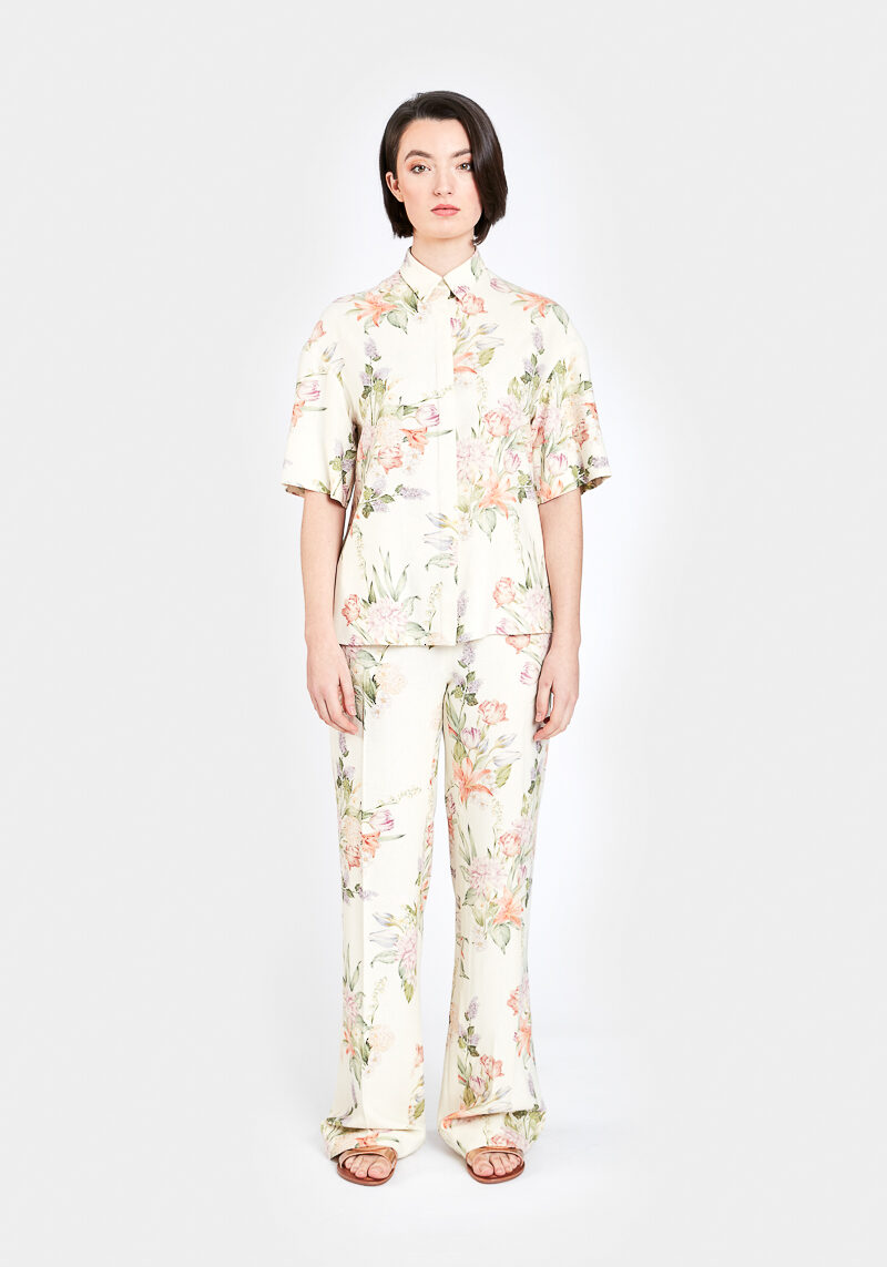 Gloria-shirt-elegant-light-silk-flower-face