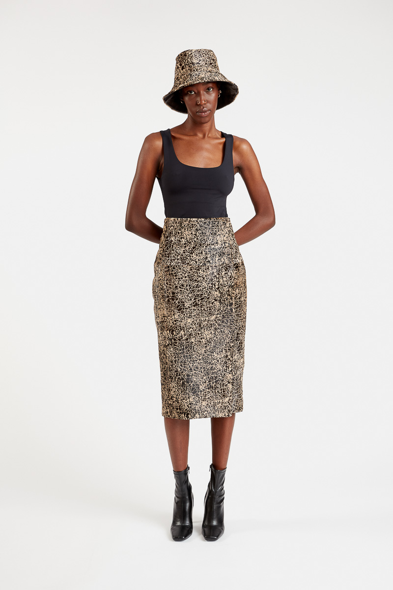 Bora-skirt-designer-pencil-fuseau-adjusted-knee-length-high-waist-cavallino-leather-printed-slit-chic-fashion-29thoctober-1