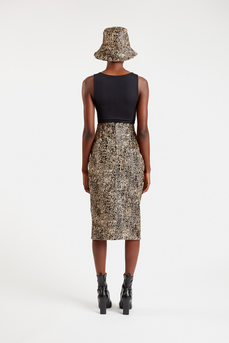 Bora-skirt-designer-pencil-fuseau-adjusted-knee-length-high-waist-cavallino-leather-printed-slit-chic-fashion-29thoctober-3