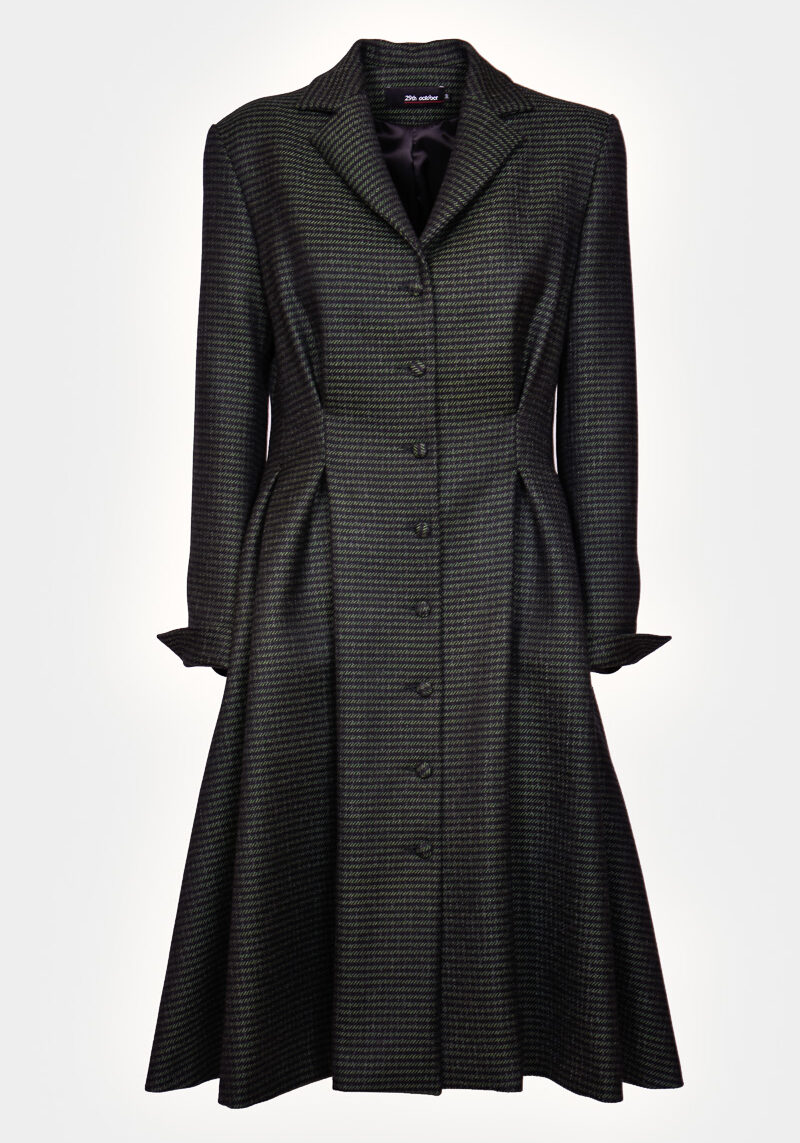 Francesca-elegante-jurk-wol-pied-de-poule-groen-zwart-zakken-aangesloten-kraag-revers-knopen-plooien-knie-lengte-0