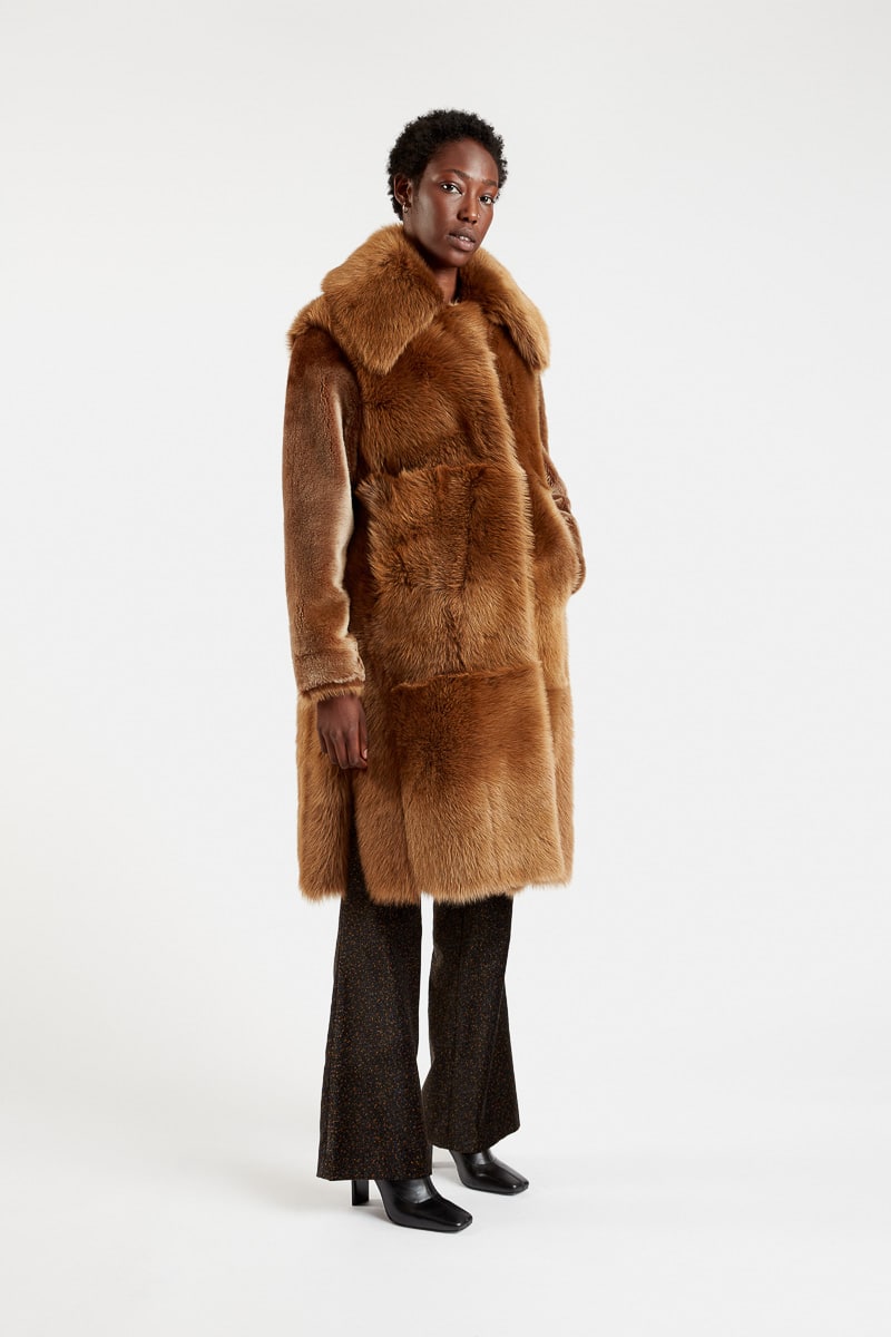 Lazzio-winter-coat-sheep-lamb-shearling-tuscan-sheepskin-reversible-wide-pockets-comfort-warm-wide-collar-29thoctober-2