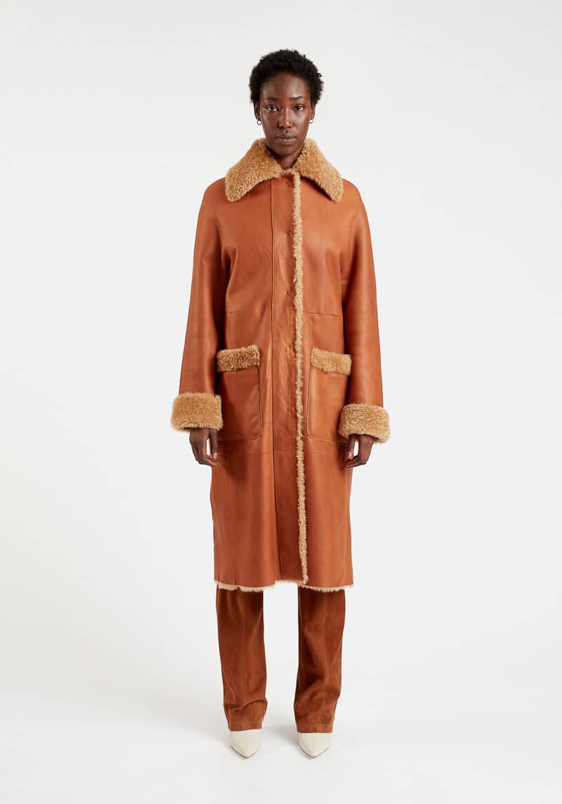 Mistrale-long-winter-coat-sheep-lamb-shearling-sheepskin-orange-clay-collar-shirt-patch-pockets-reversible1