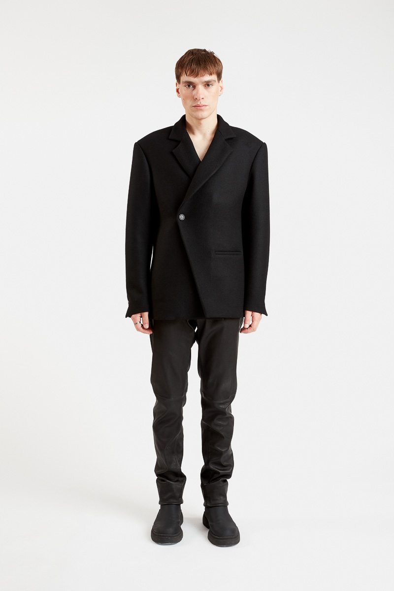 fu-double-breasted-jacket-wool-heather-black-warm-comfort-minimalist-design-29thoctober