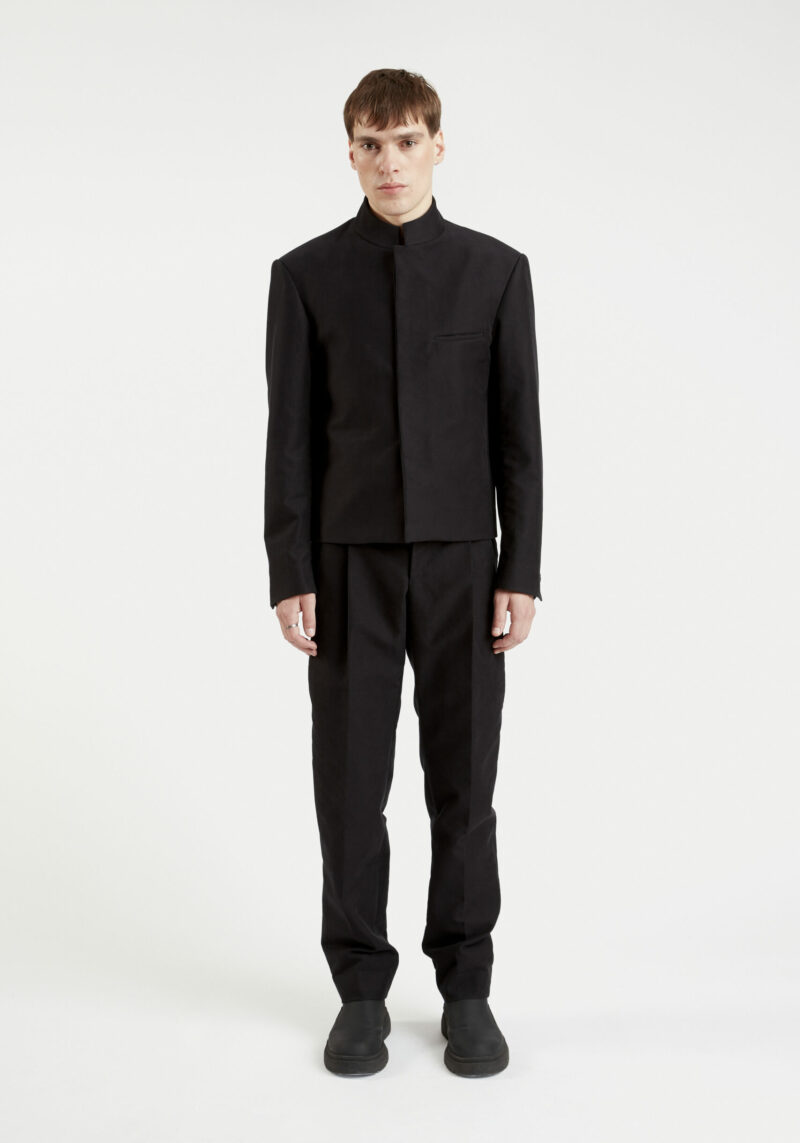 mizu-courte-veste-costume-col-officier-coton-japonais-noir-minimaliste-tendance-fashion-design-hiver-luxe-29thoctober