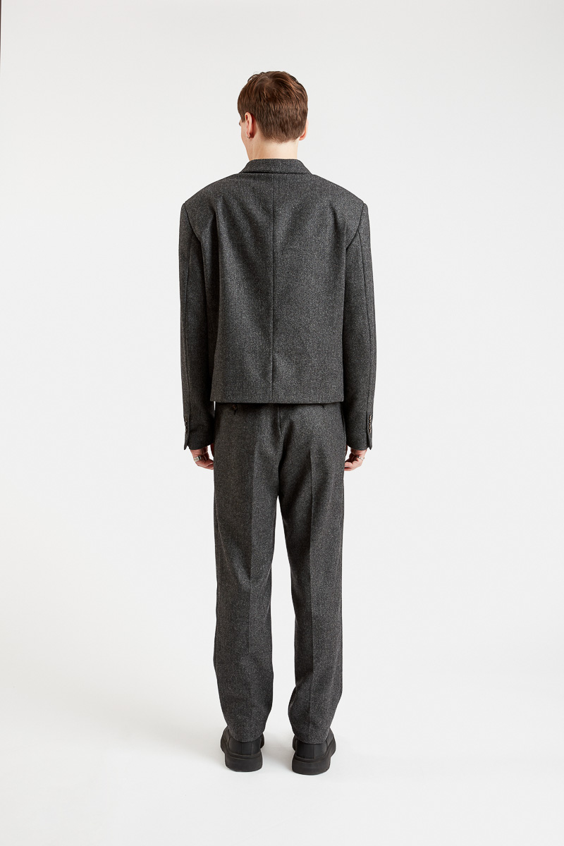 raiton-courte-jacket-suit-double-breasted-blazer-trend-grey-wool-fashion-design-minimalist-29thoctober