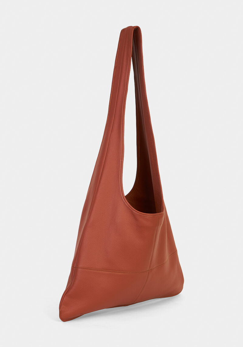 Penelope-sac-cabas-cuir-pleine-fleur-cognac-élégant-luxe-haut-de-gamme