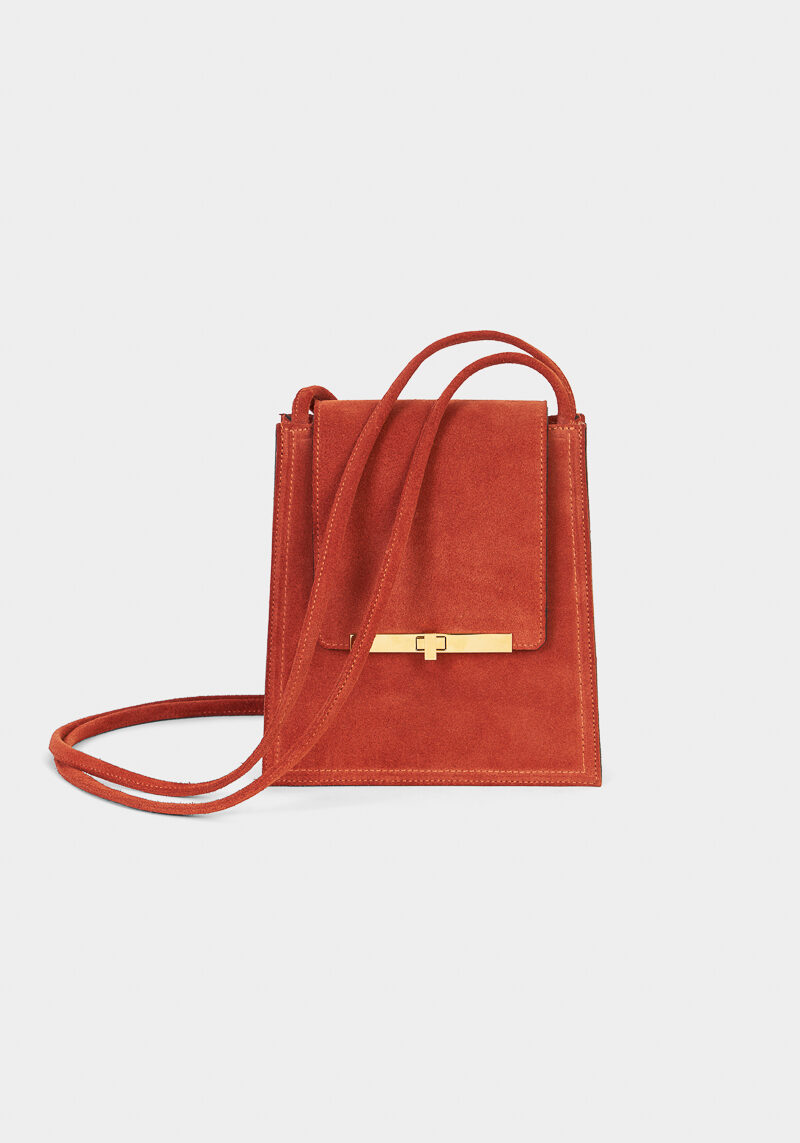 Luna-sac-a-main-cuir-veau-pleine-fleur-rust-unique-versatile-design-intemporel