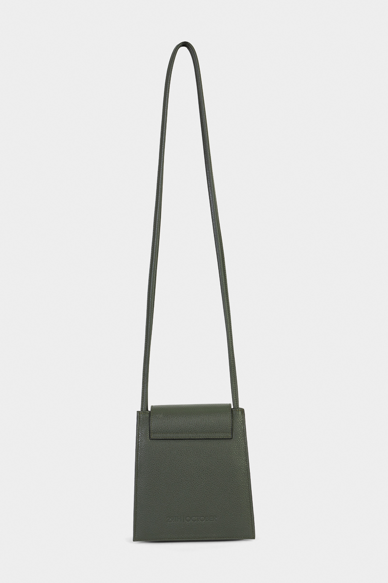 Luna-sac-a-main-cuir-veau-pleine-fleur-vert-unique-versatile-intemporel