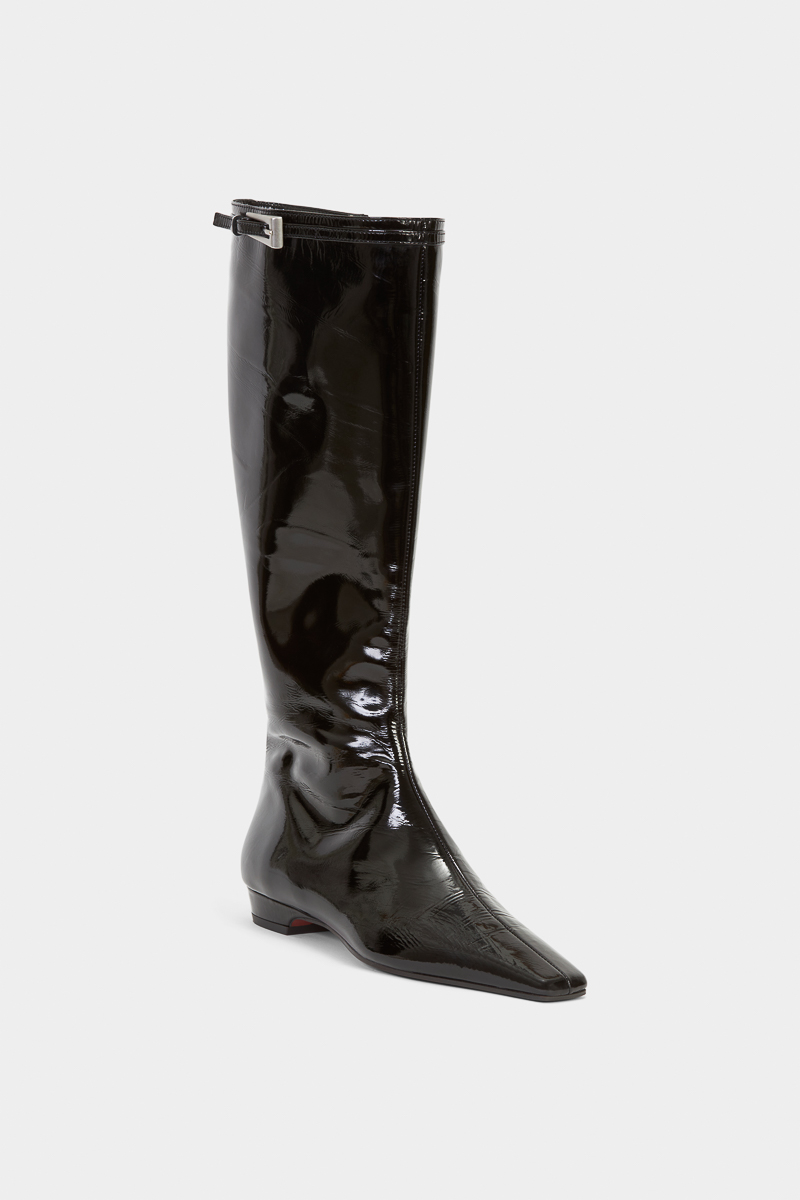 bottes-hautes-cuir-verni-noir-brillant-design-élégant-intemporel-unique-luxe