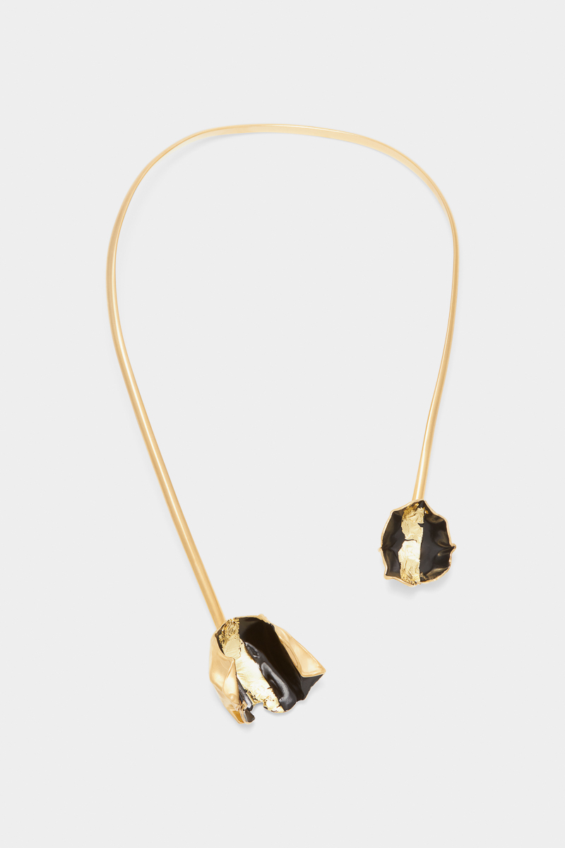 collier-plaqué-or-design-floral-élégant-unique-luxe