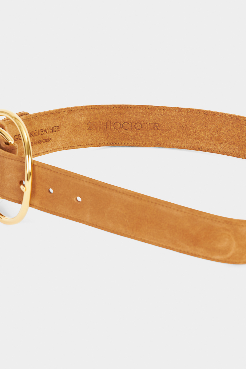 cybèle-ceinture-cuir-camel-design-élégant-intemporel-luxe