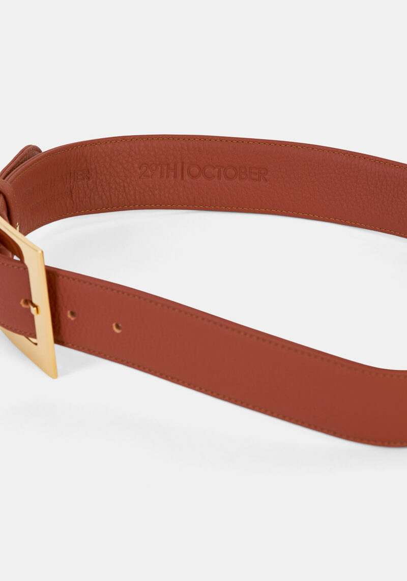 iris-mini-ceinture-cuir-cognac-design-élégant-intemporel-artisan