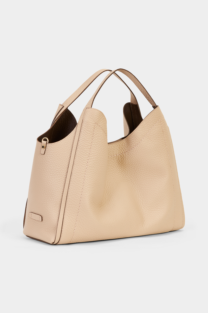 seri-sac-à-main-cuir-veau-pleine-fleur-beige-raffiné-élégant-luxe-intemporel